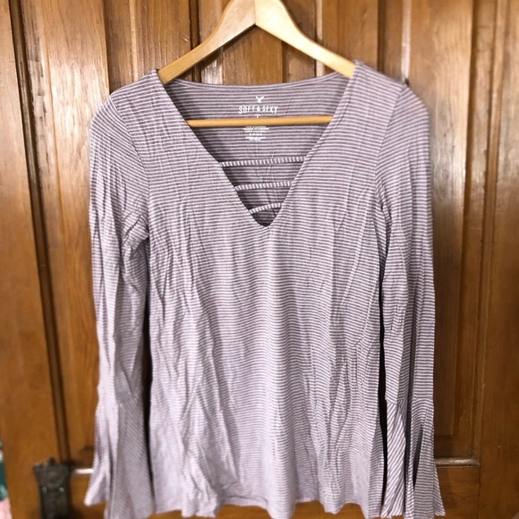 American Eagle Soft and Sexy Long Sleeve Tee - Picture 1 of 11